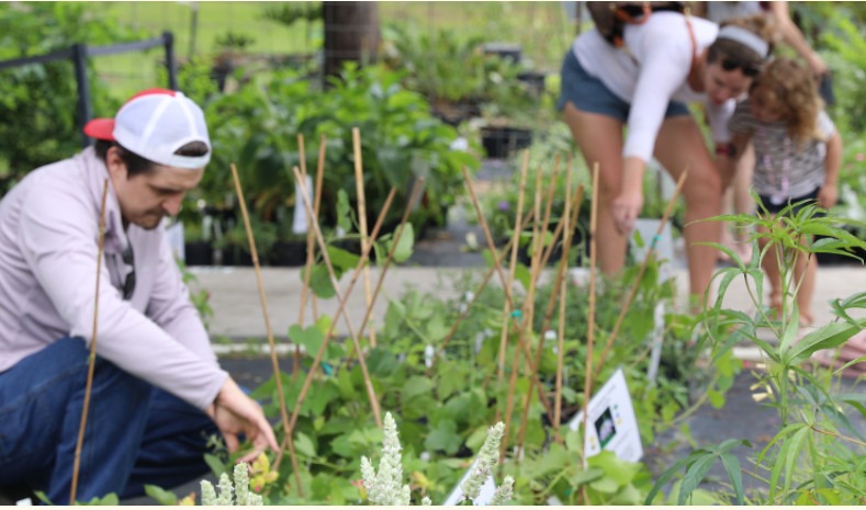 April calendar entry for botanical gardens plant sale on the 18th.
